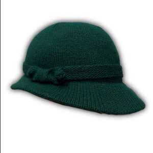 Vintage Isotoner Green Knit Cloche